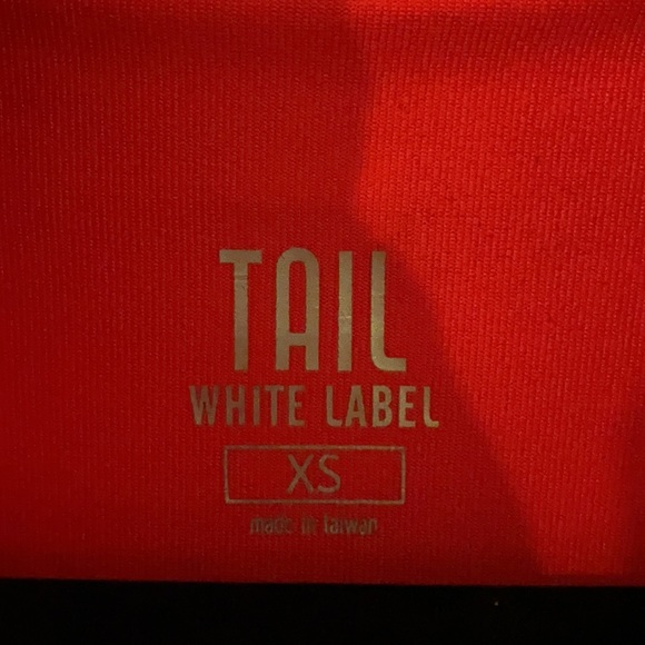 XS Tail pull over - Picture 2 of 5